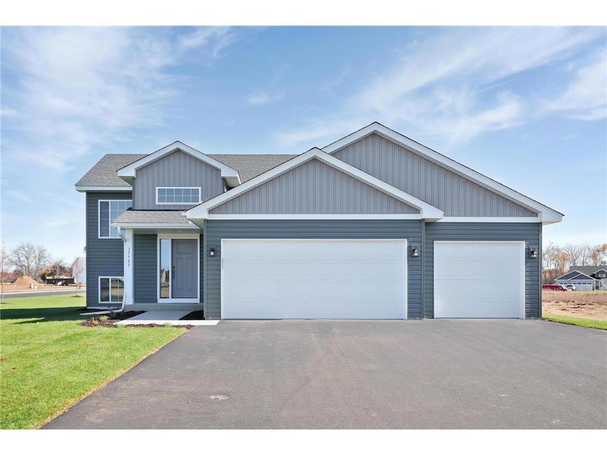 37569 Greenwich Ct, North Branch, MN 55056 - photo 1