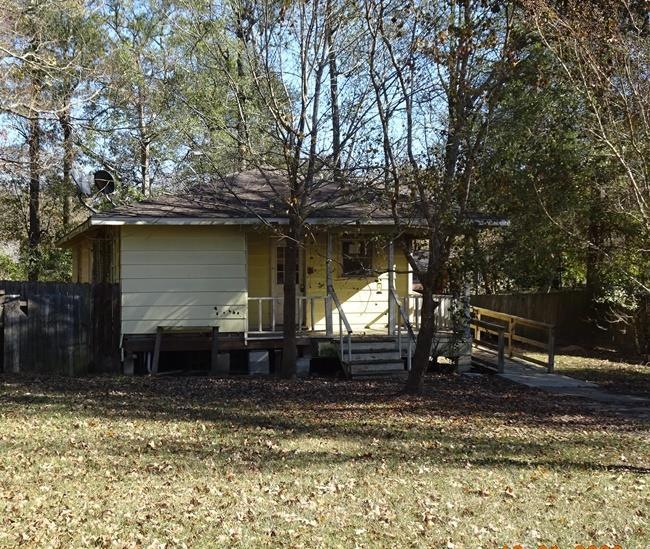 400 Wayland Dr, Lufkin, TX 75904 - photo 1