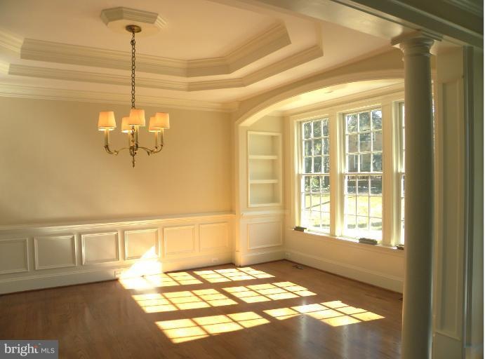 1338 Merrie Ridge Rd, McLean, VA 22101 - photo 1