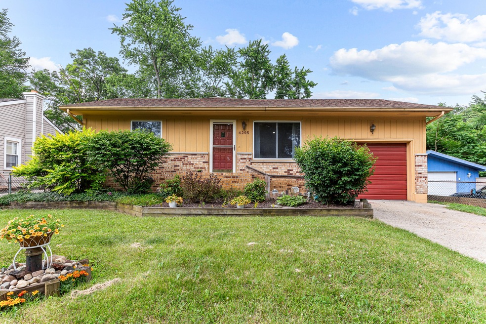 4295 Cedar Ave, West Bloomfield, MI 48323 - photo 1