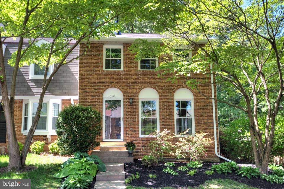 10219 Quiet Pond Terrace, Burke, VA 22015 - photo 1