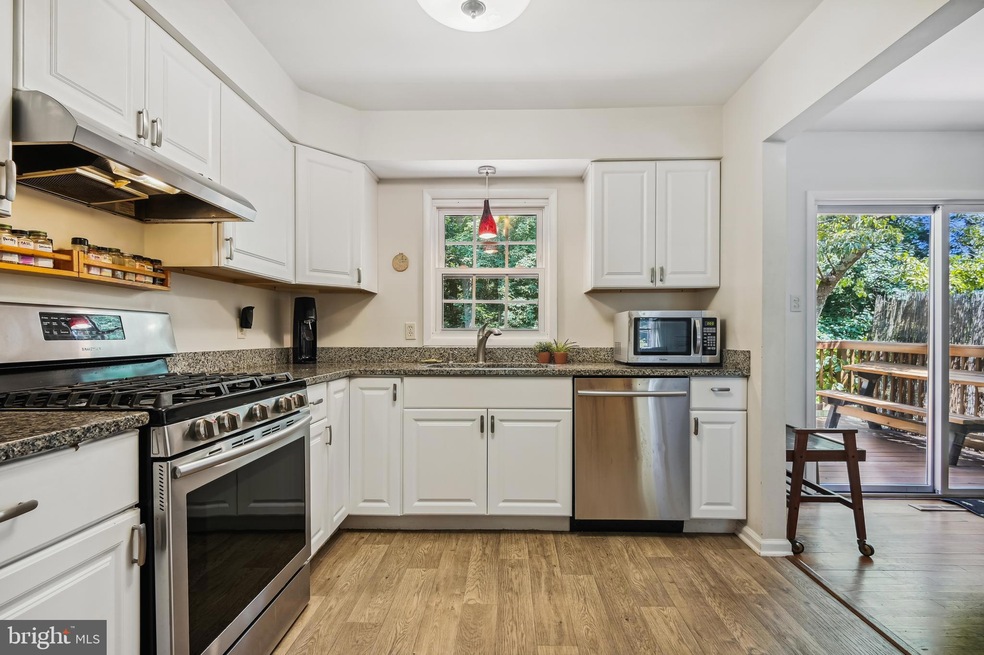 104 Meade Dr, Annapolis, MD 21403 - photo 1