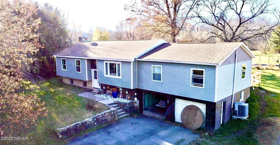 182 Confer Ln, Muncy, PA 17756 - photo 1