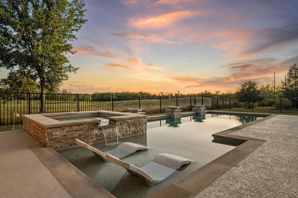 For Sale $699,999 • Co-Listing Agent