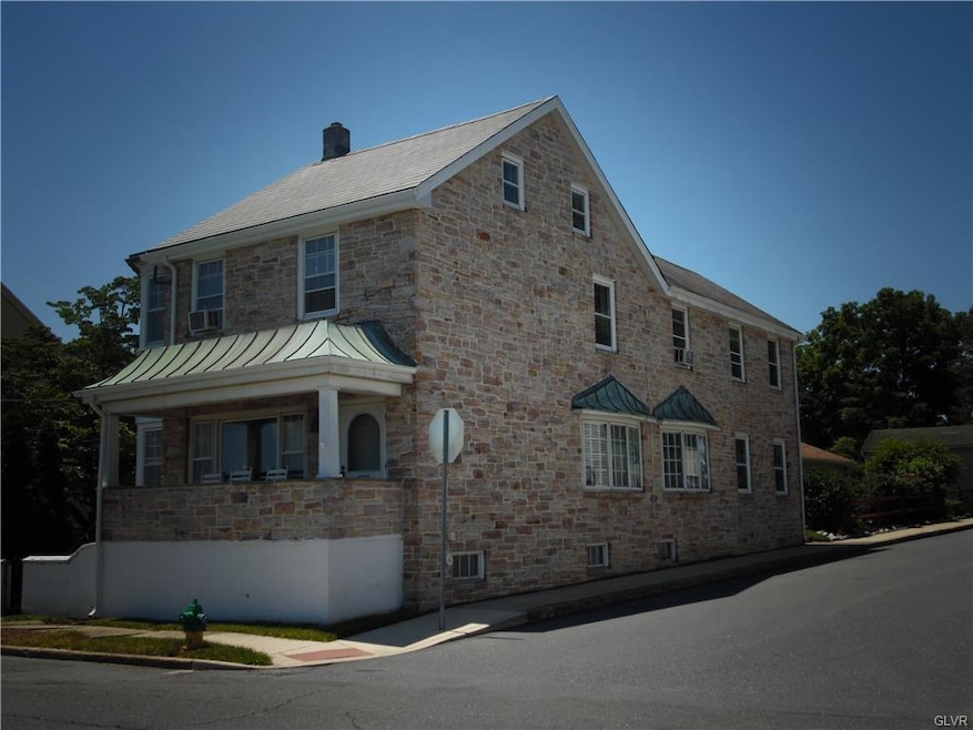 3101 S 2nd St, Whitehall, PA 18052 - photo 1