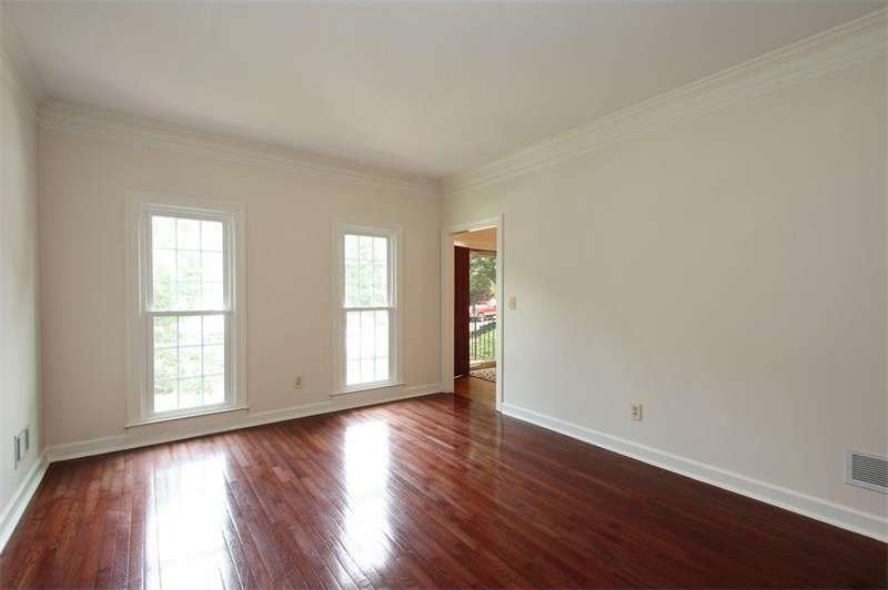 5640 Vicarage Walk, Alpharetta, GA 30005 - photo 1