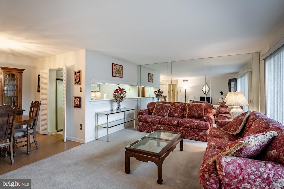 Rydal East-West unit 103, Jenkintown, PA 19046 - photo 1