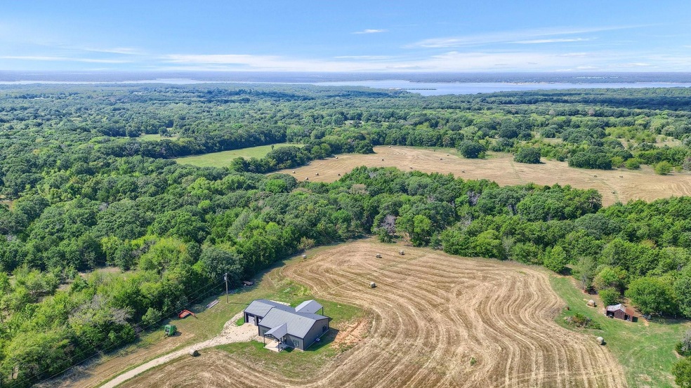 609 Clountz Ln, Pottsboro, TX 75076 - photo 1