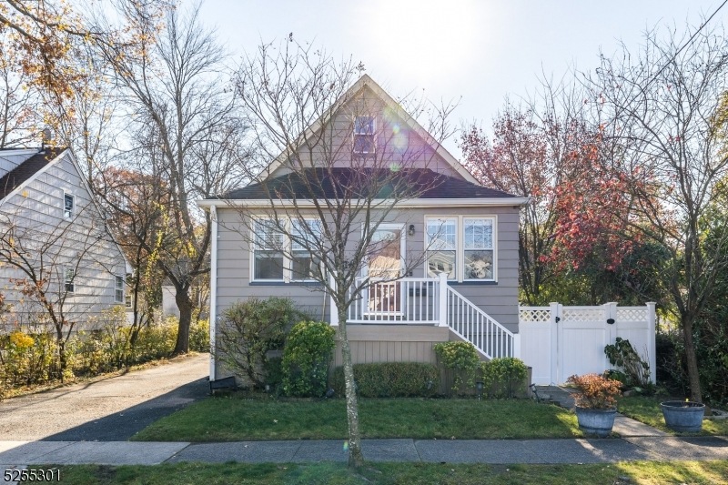 8-14 Oak St unit 1X, Fair Lawn, NJ 07410 - photo 1