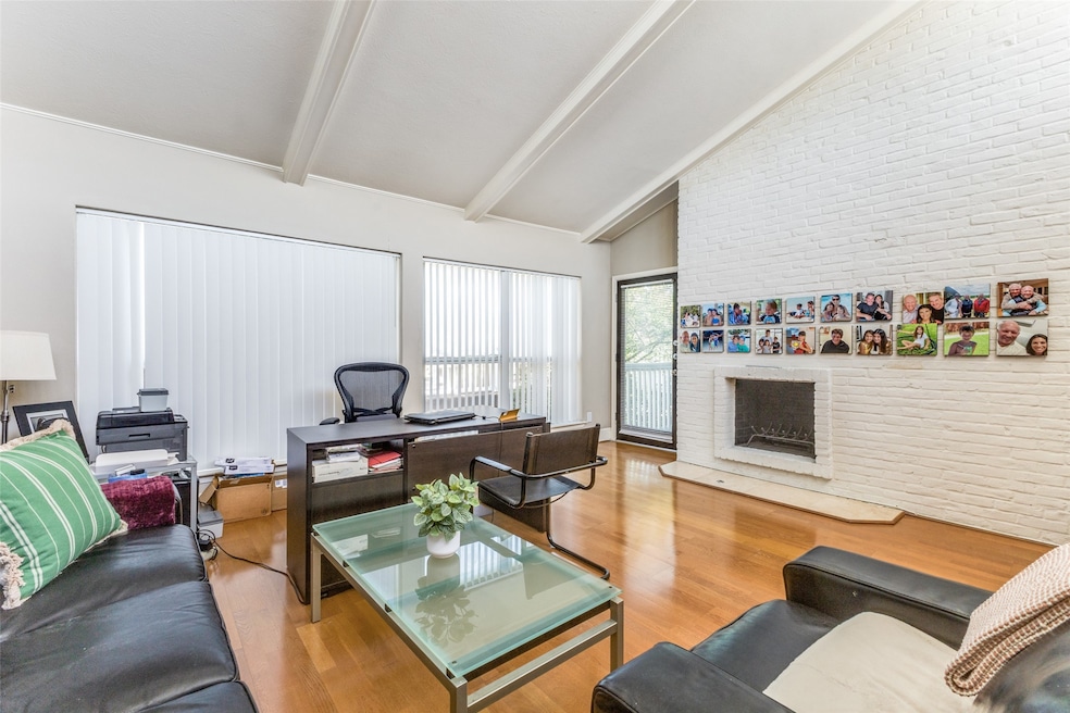 5908 Sandhurst Ln unit 244, Dallas, TX 75206 - photo 1