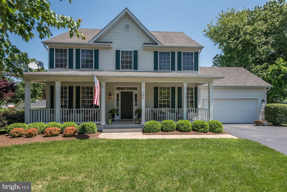304 Oakleigh Ct, Purcellville, VA 20132 - photo 1