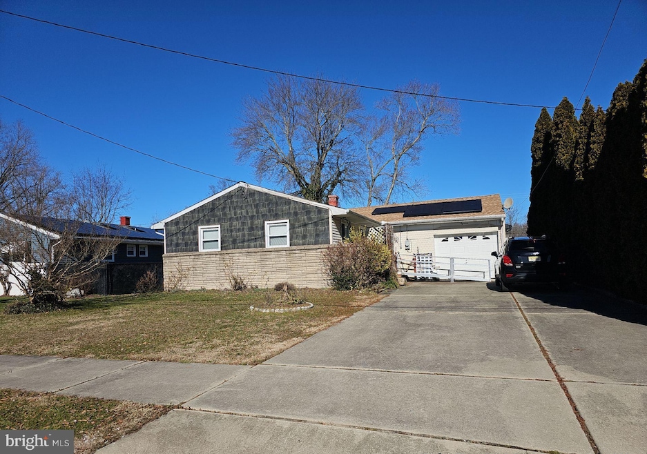 18 Charles Place, Pennsville, NJ 08070 - photo 1