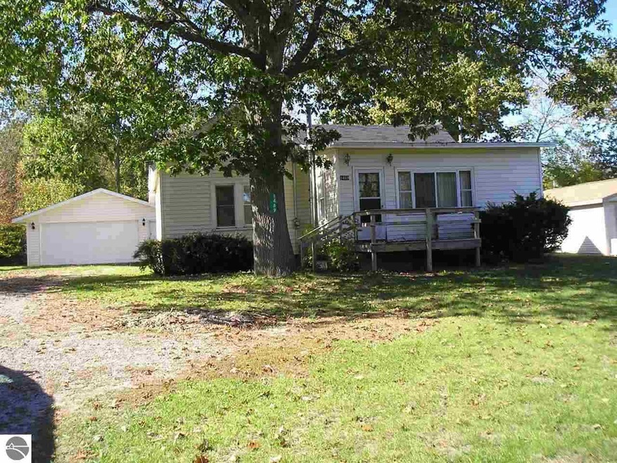 1469 N Huron Rd, Tawas City, MI 48763 - photo 1