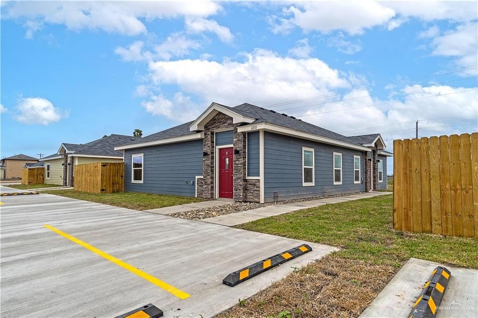 For Rent $1,600/month
