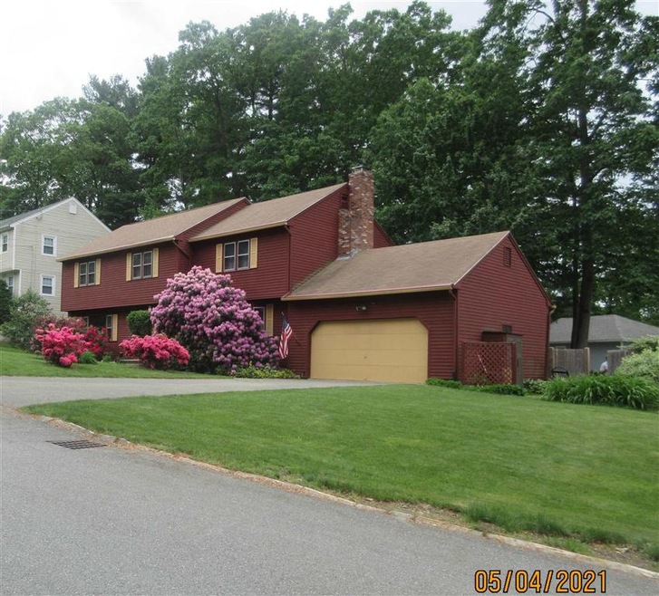 21 Clearview Dr, Nashua, NH 03062 - photo 1