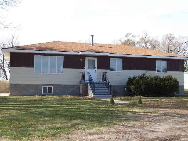 15321 W North River Rd, North Platte, NE 69101 - photo 1