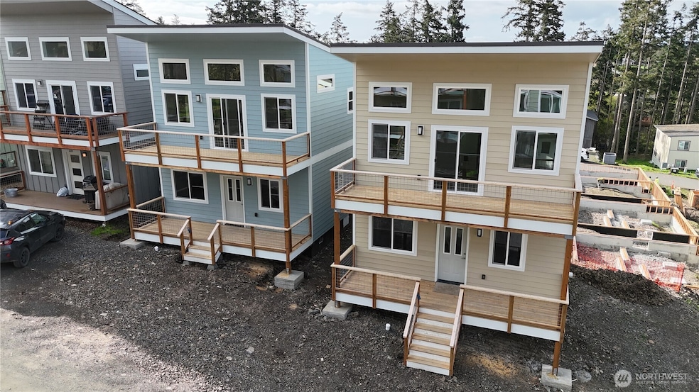 For Sale $495,000 • Co-Listing Agent
