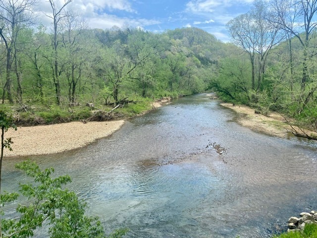 385 Hummingbird Ln, Cookeville, TN 38501 - photo 1