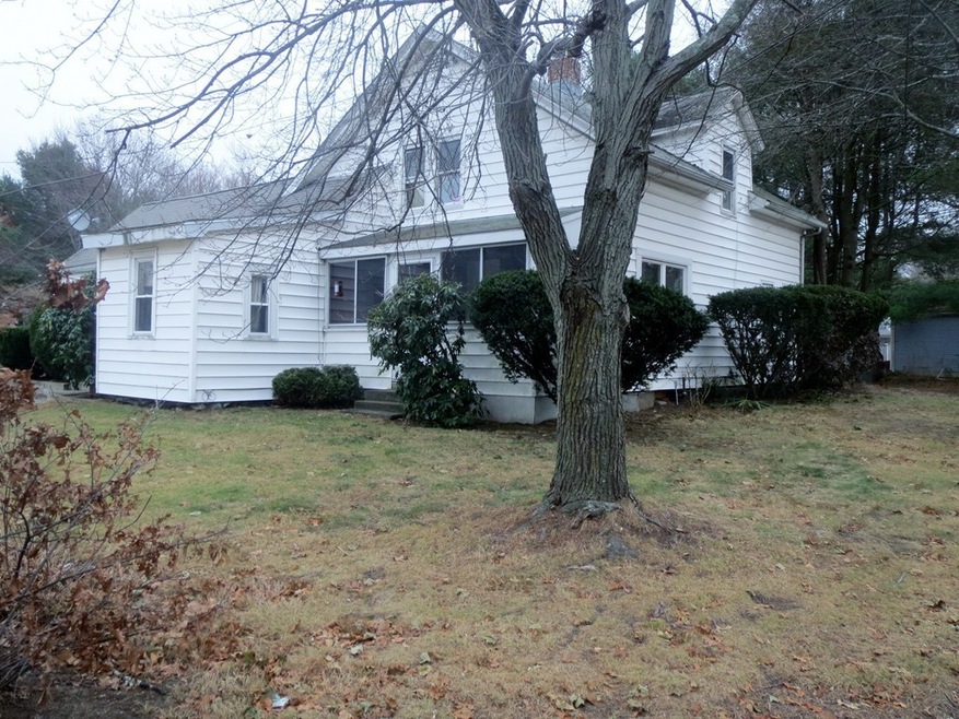 68-70 Irving St, Bellingham, MA 02019 - photo 1