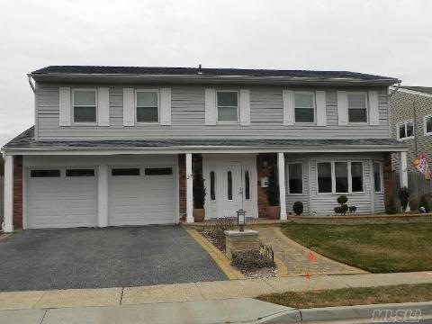 17 Donna Ln, Lido Beach, NY 11561 - photo 1