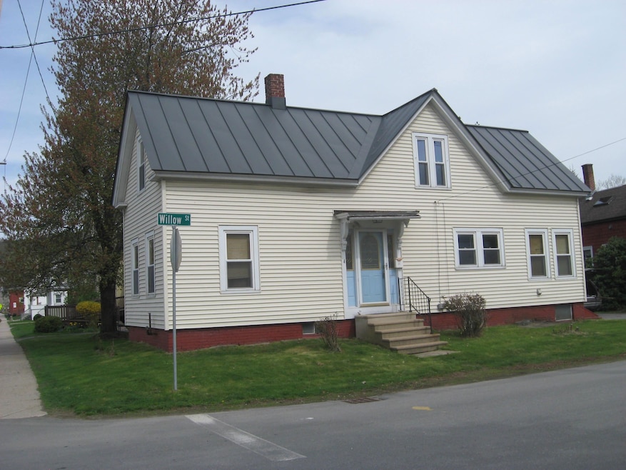 4 Willow St, Keene, NH 03431 - photo 1