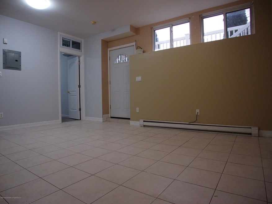 216 Sneden Ave unit B, Staten Island, NY 10312 - photo 1