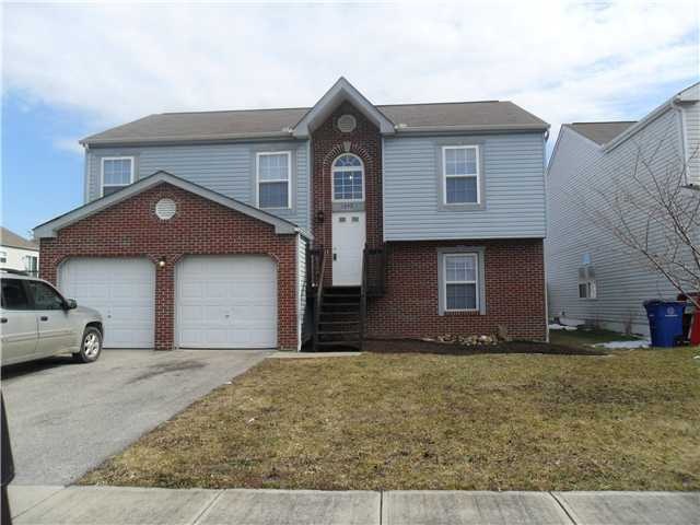 1292 Harpers Grove Ct, Columbus, OH 43223 - photo 1