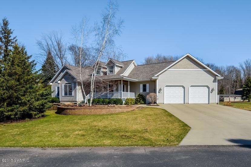 001-Front_View-1536891-mls