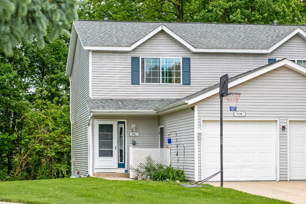 4010 Woodrush Lane -2