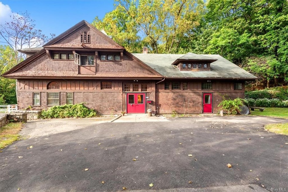 821 N Broadway, Irvington, NY 10533 - photo 1