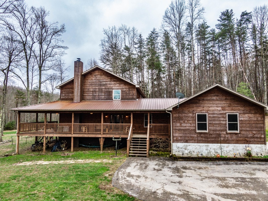 440 Paradise Ln, Crossville, TN 38572 - photo 1