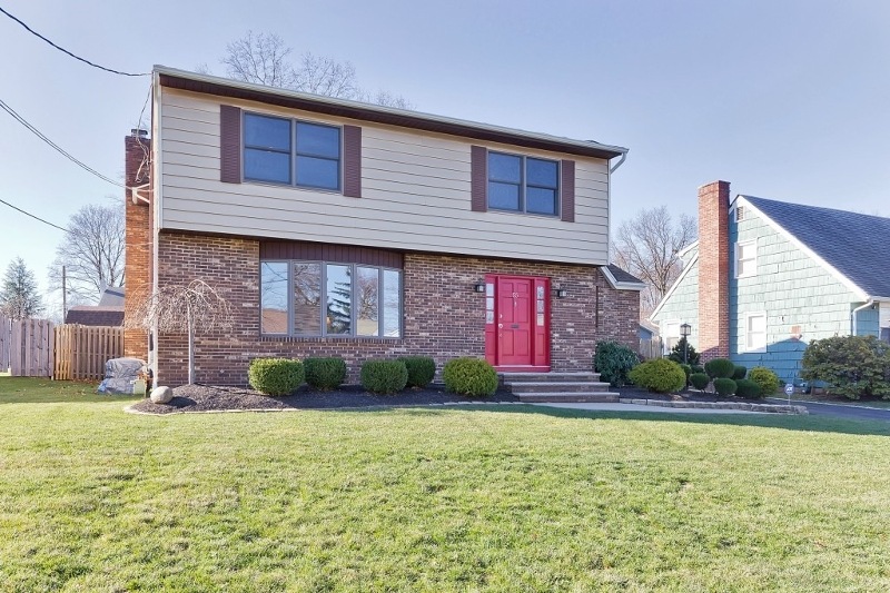 55 Wendell Place, Clark, NJ 07066 - photo 1