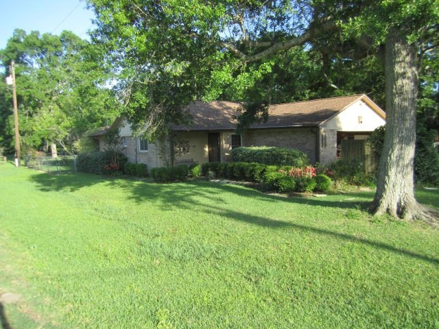 20307 County Road 510c, Brazoria, TX 77422 - photo 1