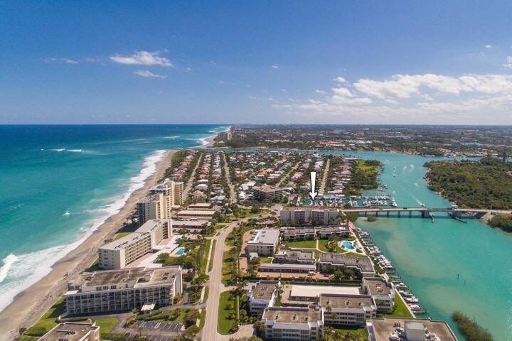 225 Beach Rd unit 403, Jupiter, FL 33469 - photo 1
