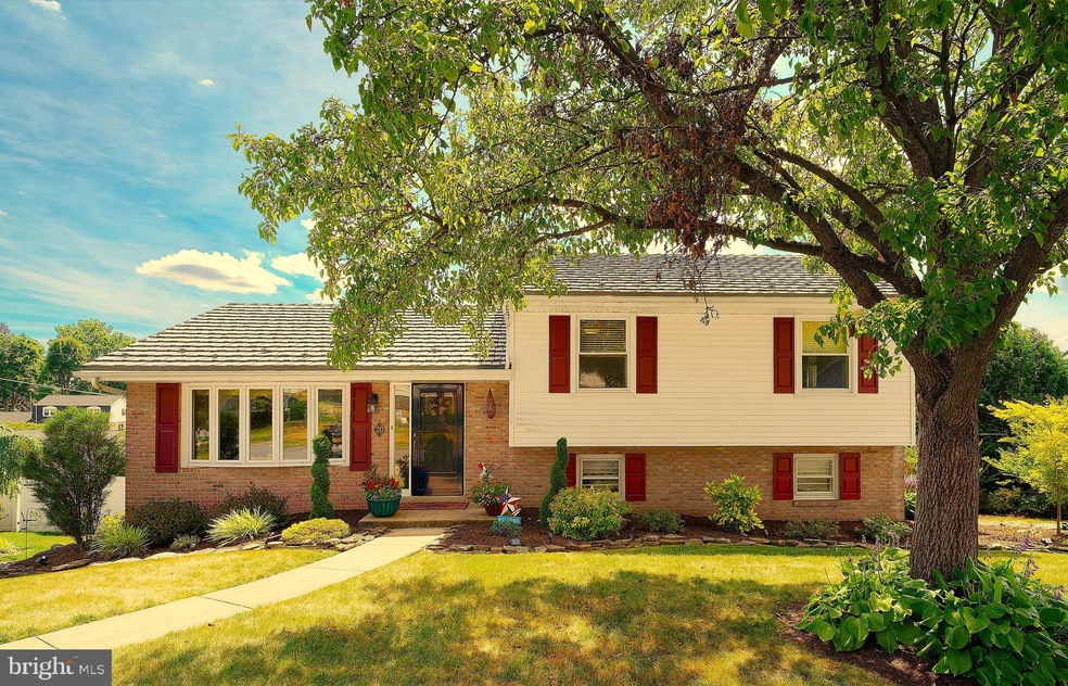 20 Craig Dr, Reading, PA 19606 - photo 1