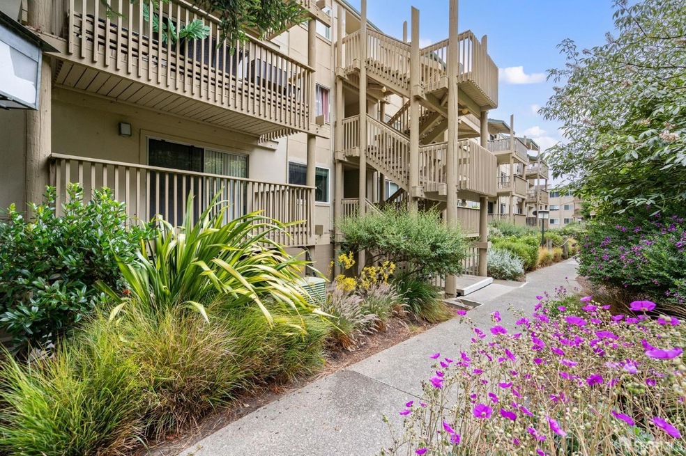 Walkway to Unit 109