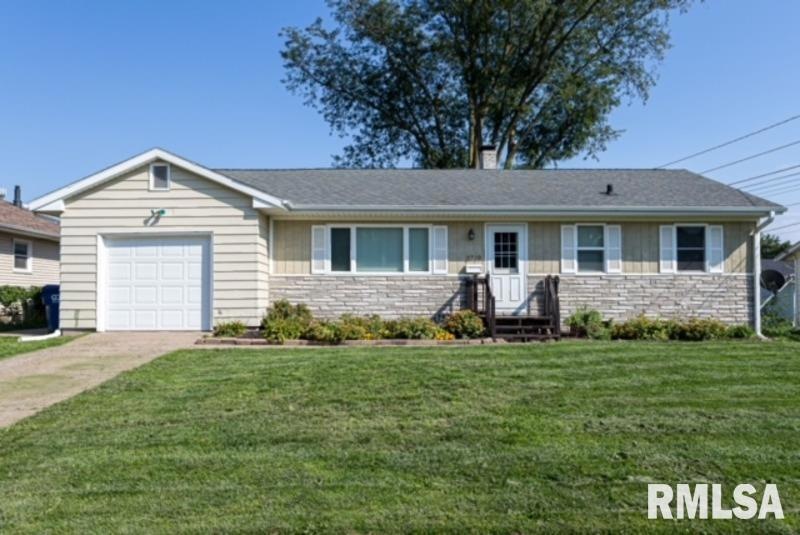 3719 Wilkes Ave, Davenport, IA 52806 | MLS# RMAQC4247619 | Homes.com