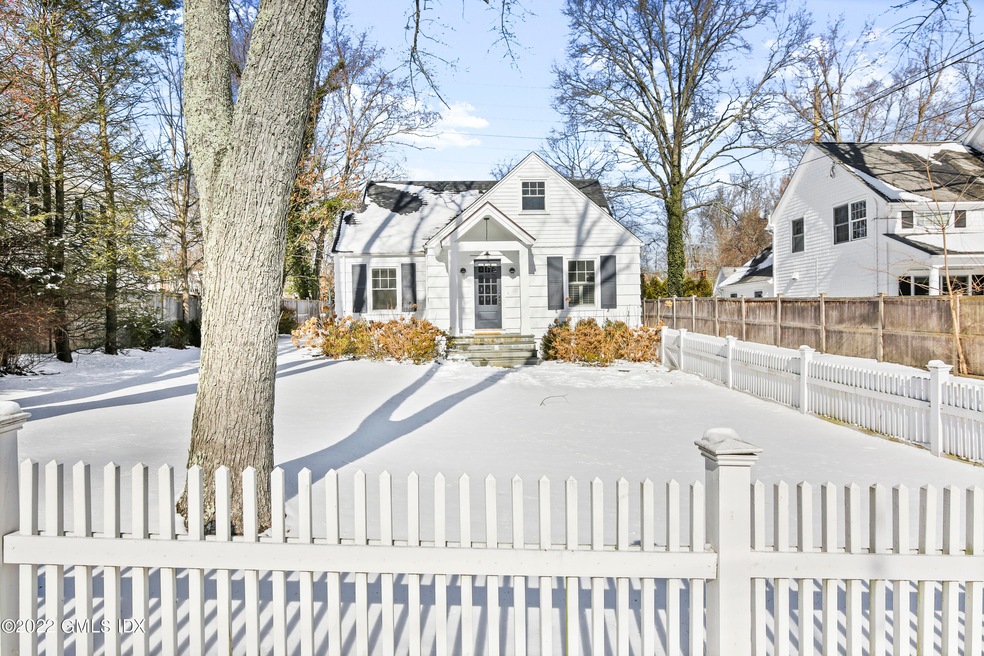 43 Summit Rd Riverside CT-print-049-050-
