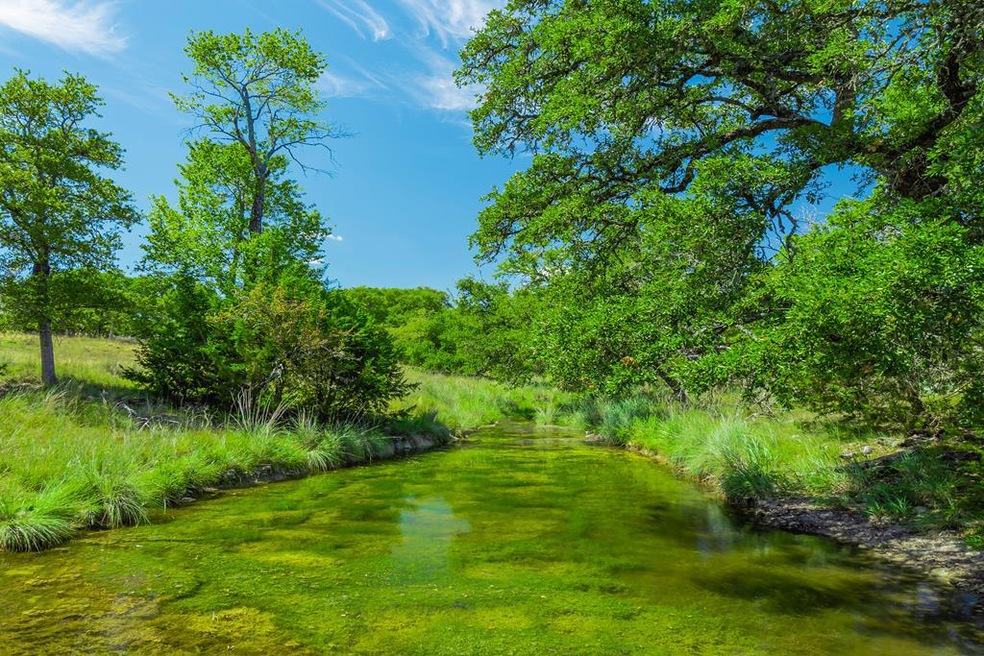 6550 N Us Highway 87, Fredericksburg, TX 78624 - photo 1