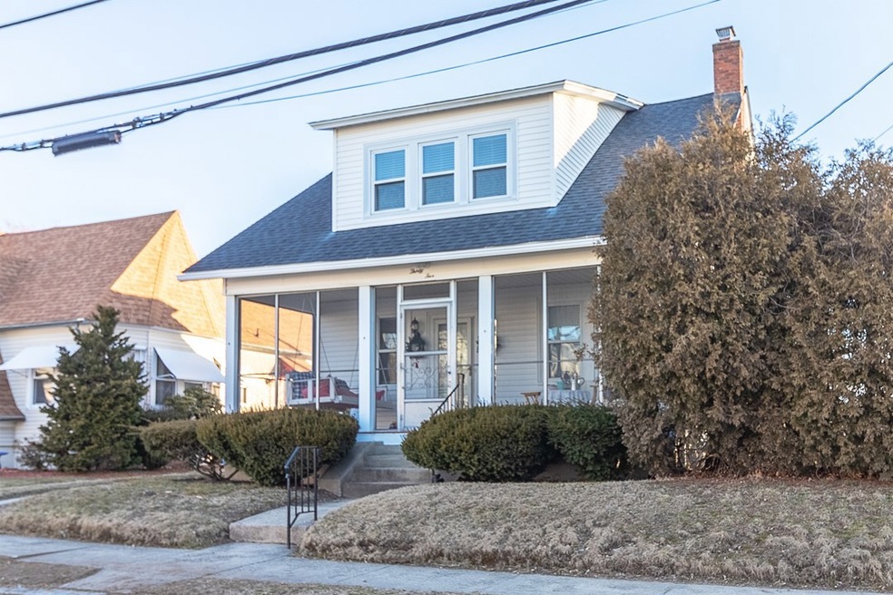 35 Richland Rd, Cranston, RI 02910 - photo 1