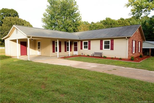 143 Mapleleaf Rd, Statesville, NC 28625 - photo 1