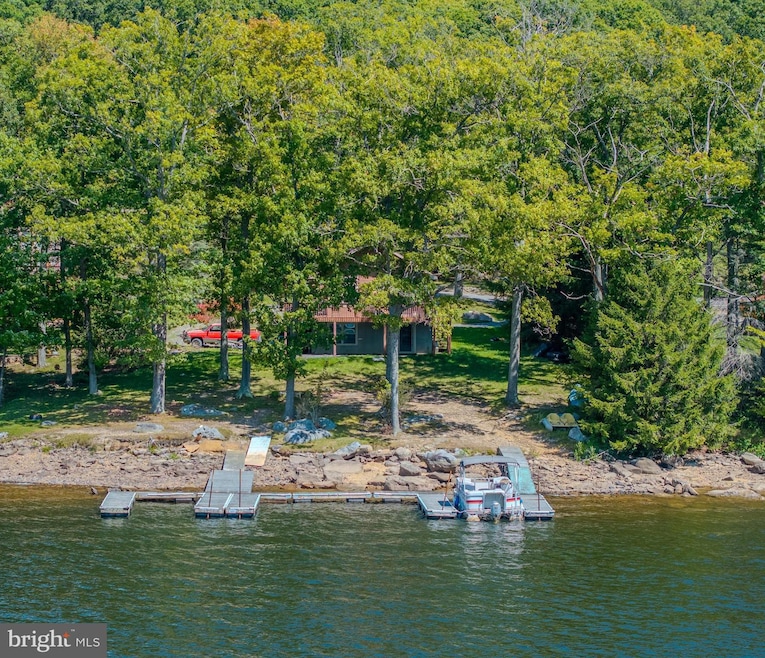 Sold $940,000