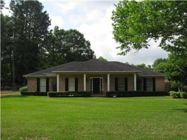 9331 Hamilton Creek Dr, Mobile, AL 36695 - photo 1