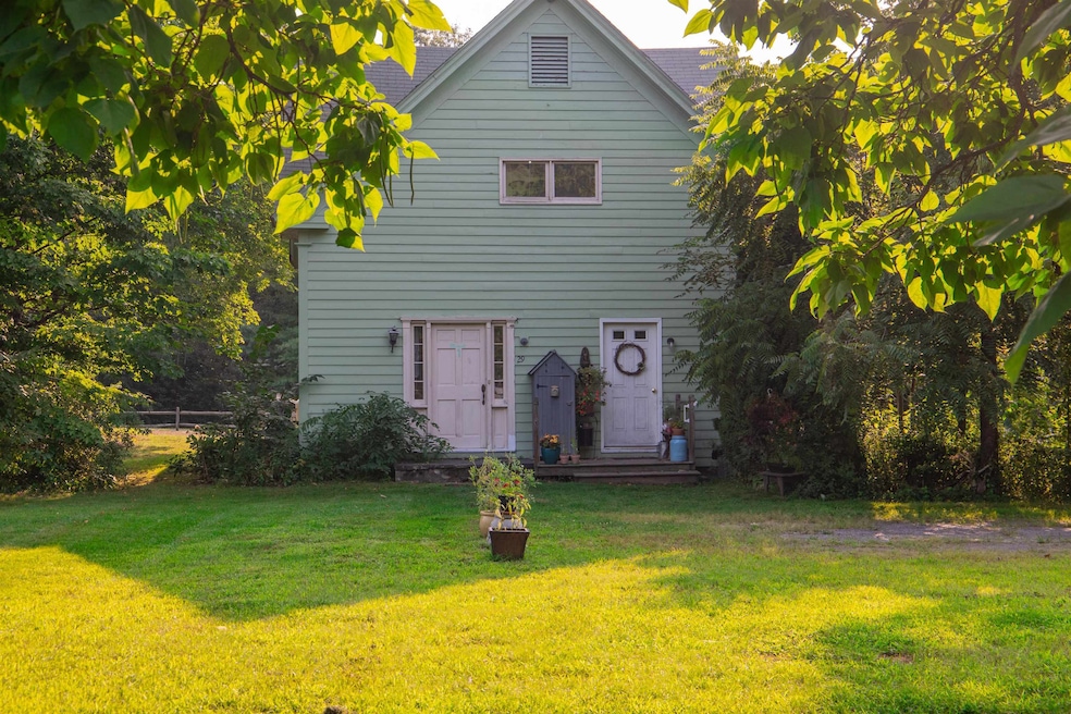 29 River St, Charlestown, NH 03603 - photo 1