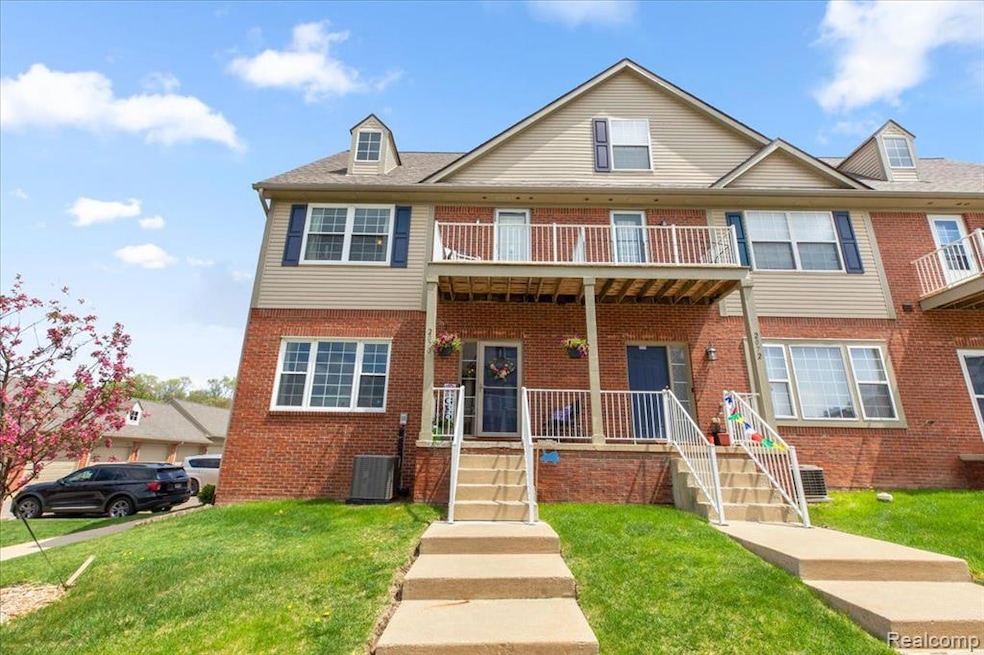 Welcome to: 2070 Cloverly Lane, Ann Arbor 48108