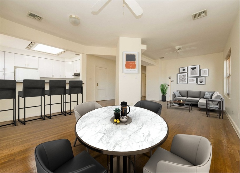 344 Harvard St unit 3, Brookline, MA 02446 - photo 1