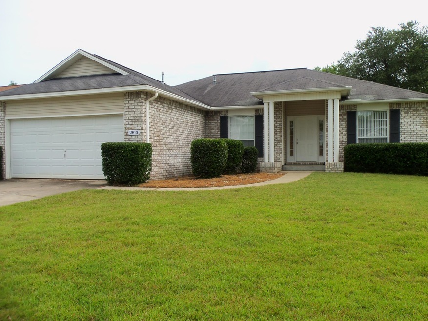 Front view of home