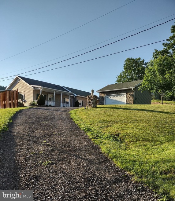 11 Norris Ln, Berkeley Springs, WV 25411 - photo 1