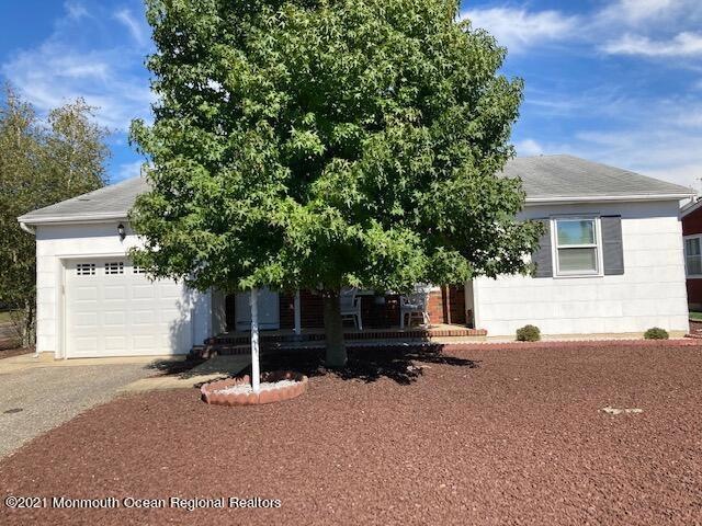 18 Whitmore Dr, Toms River, NJ 08757 - photo 1