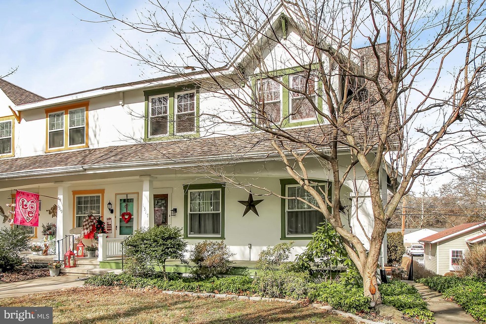 1317 Delaware Ave, Reading, PA 19610 - photo 1